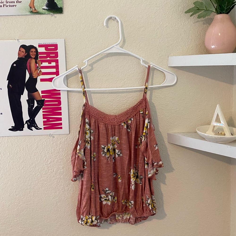 Open shoulder Aéropostale dressy tank top